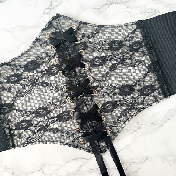Romantic Black Lace Corset Style Waist Belt Stretch Snap Back Closure Size Small - Picture 10 of 12